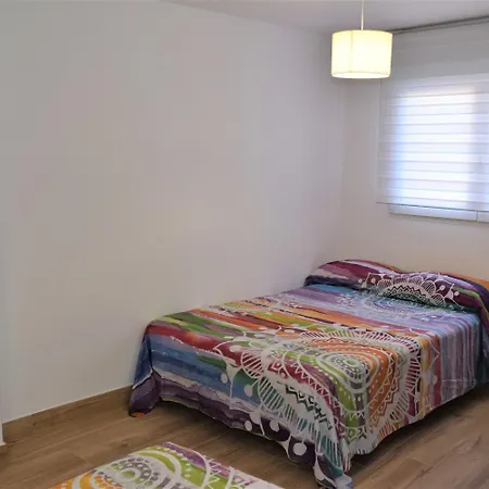 La Llar De Julia * Tibi