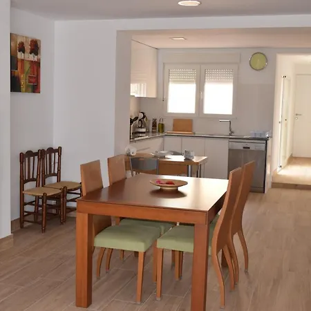 La Llar De Julia 度假居 Tibi