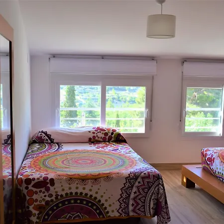 Holiday home La Llar De Julia Tibi